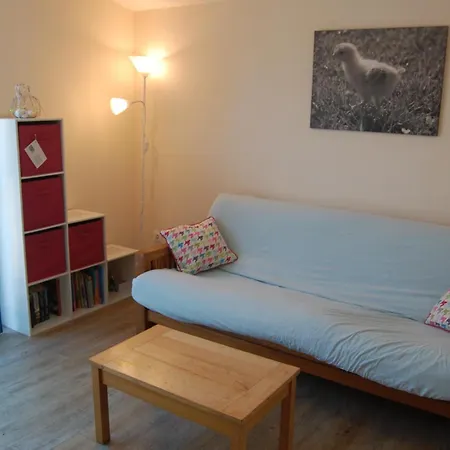 Chez Poussin بيت للعطل